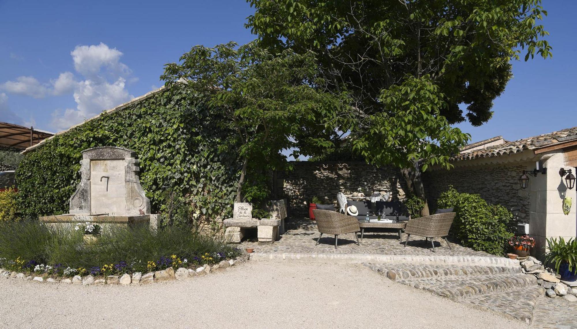 Bastide Des Demoiselles Bed & Breakfast Roussillon en Isere Eksteriør bilde